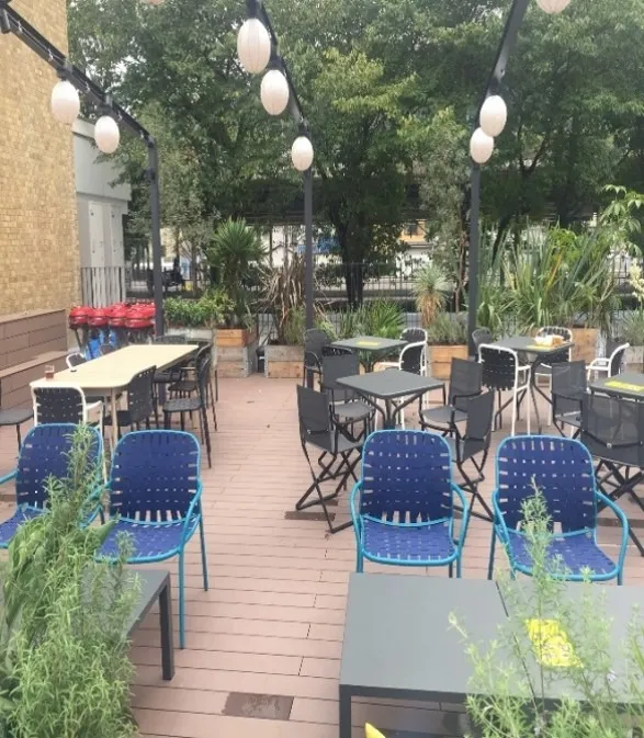 ルチアウッド ホテルビアガーデン